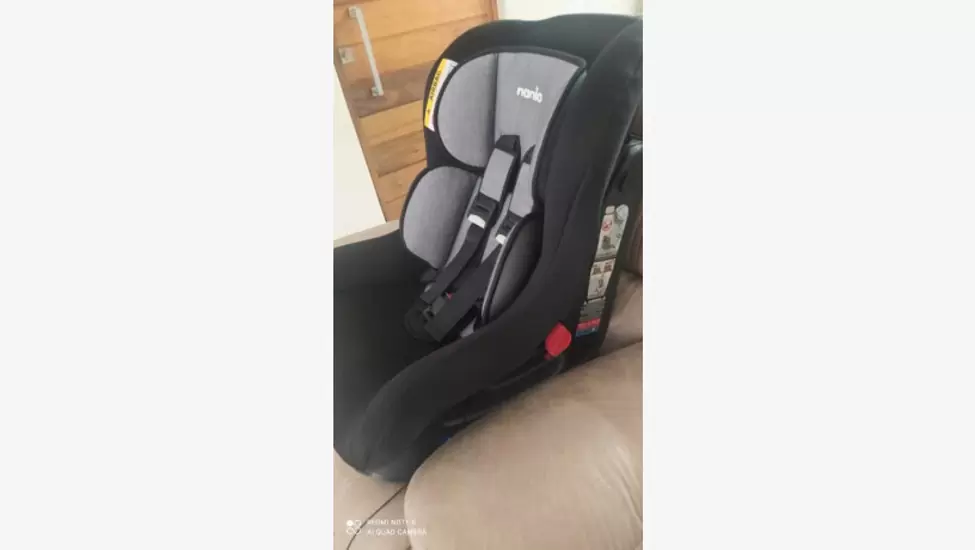 R900 Baby/toddler car seat - umhlanga, north suburbs