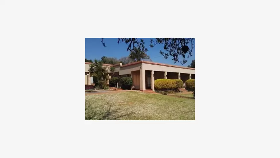 R2,995,000 10 bed guesthouse / office space, etc - other, pretoriatshwane