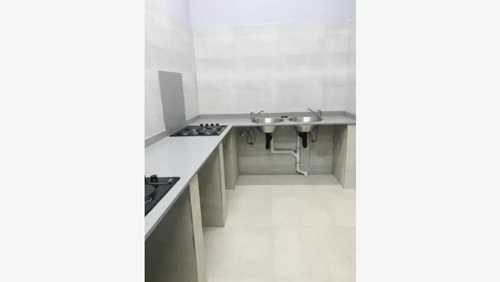 R1,900 Two females wanted to share spacious room at 1900 each person - city centre, durban city