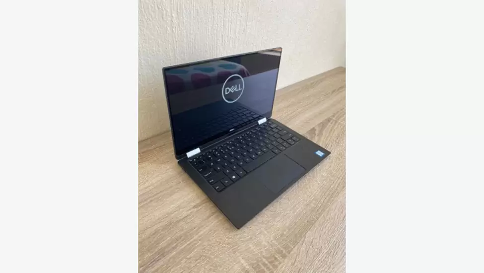 R9,500 Dell xps 13 9365 core i7 7th generation touchscreen ultrabook for sale