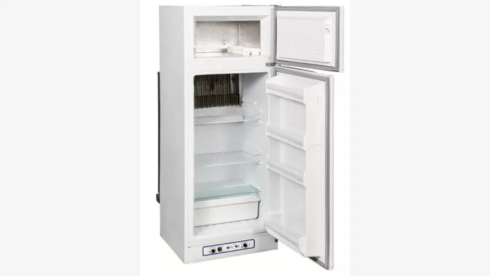 R6,800 Zero appliances 230ltr gas & electric fridge/freezer