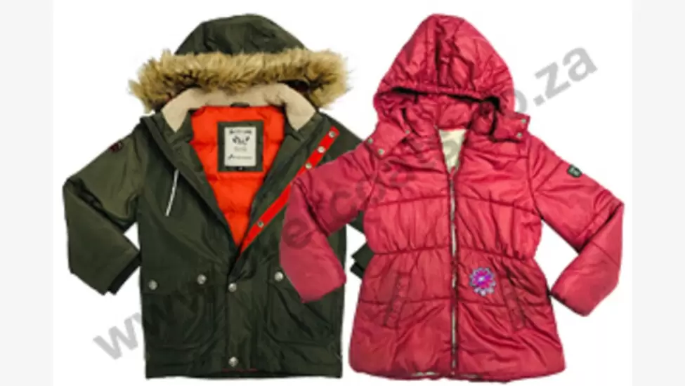 R2,790 CHILDREN’S ANORAKS FOR SALE IN BALES